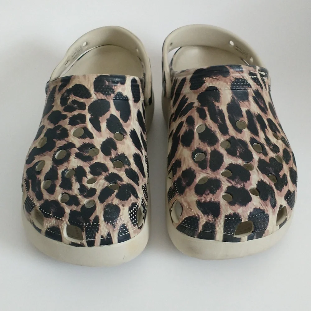CROCS Platform Animal Print Comfort Clogs - Picture 5 of 12
